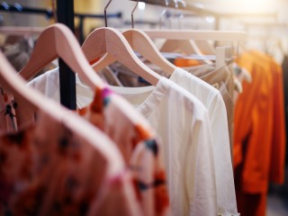 如何开始一个成功的网上服装生意 
