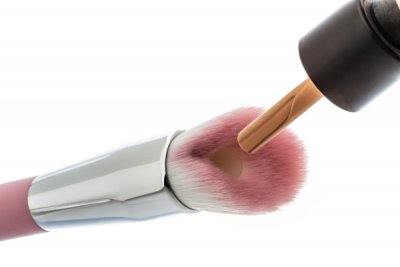 Cosmogen’s Perfect Match patented brush