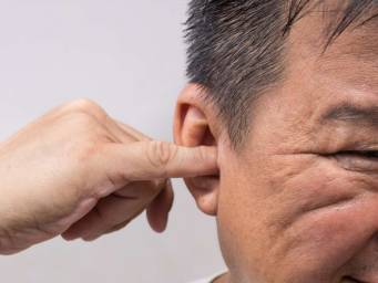 What you need to know a<em></em>bout earwax