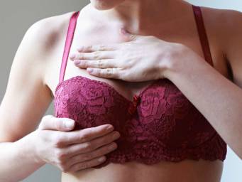 What signs of breast cancer are there other than a lump?