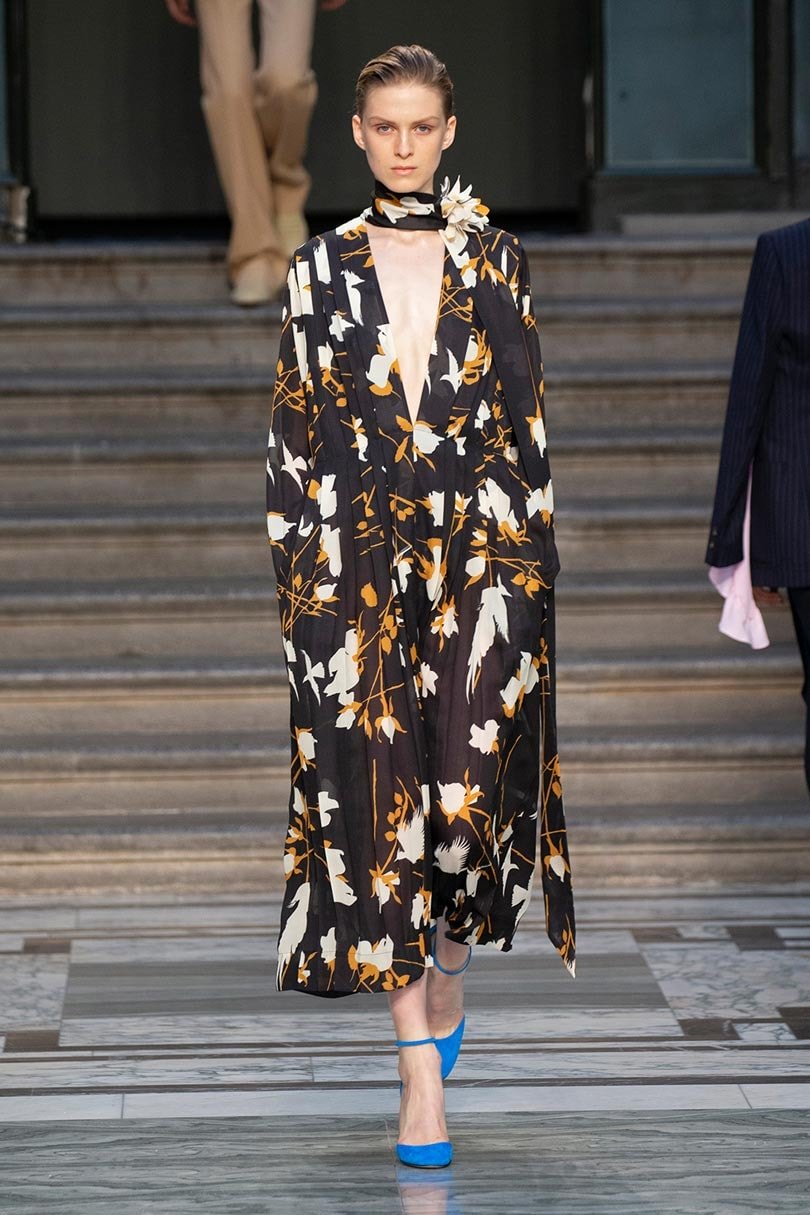 Dresses flow for Beckham, billow for Goddard: Lo<em></em>ndon fashion trends