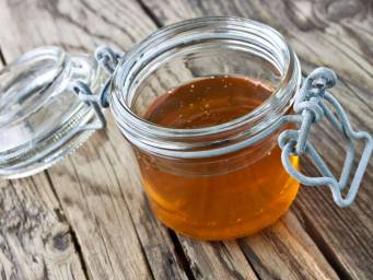 Everything you need to know a<em></em>bout honey